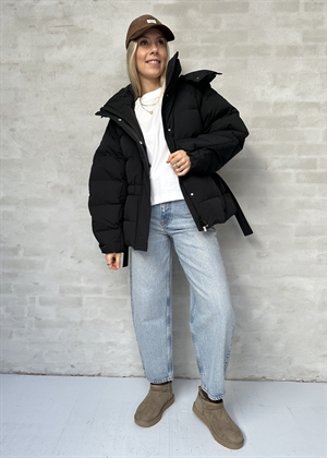 Tech seersucker oversized puffer jakke Sort F9496 Ganni